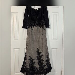 Montage Ivonne D Collection Elegant Black and Gray Long Sleeve Evening Dress